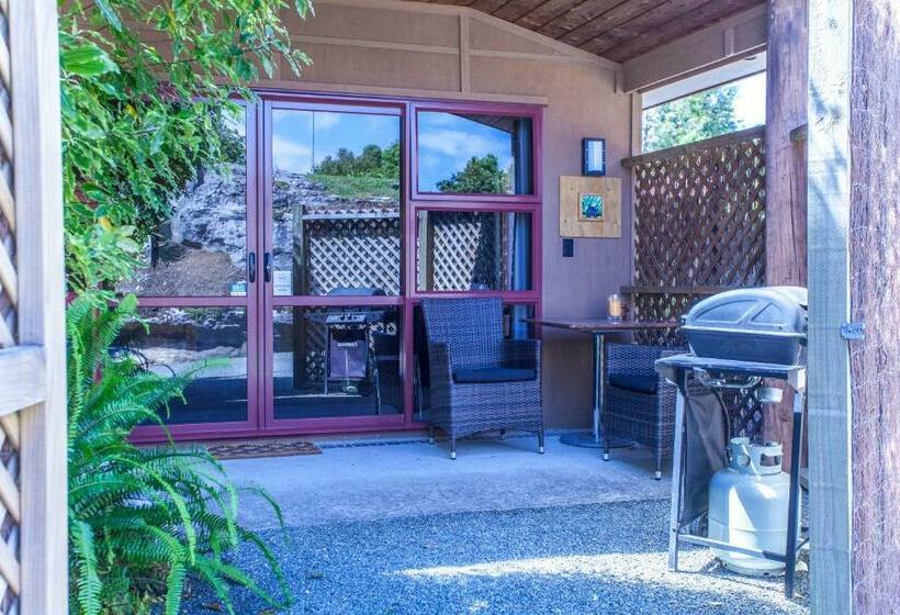 شاليه غرفة نوم واحدة, The Rocks Chalets