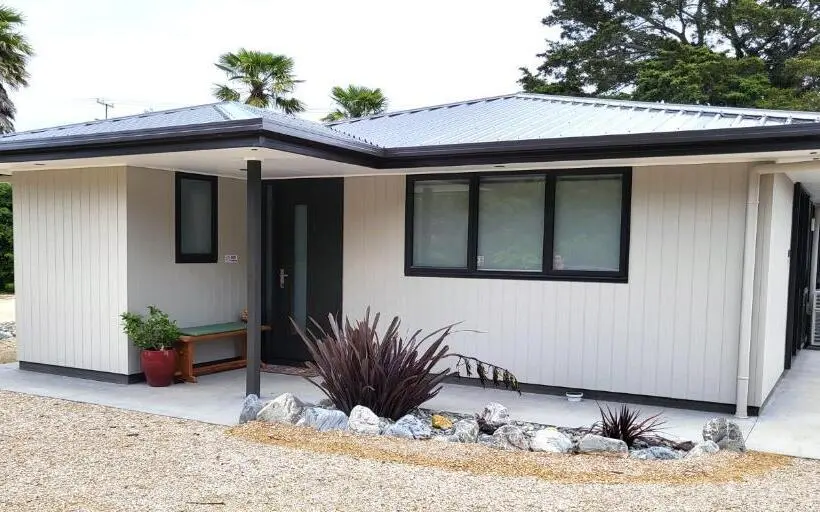 Talo 3 Makuuhuonetta, The Rocks Chalets
