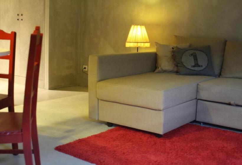 シティビュー１ベッドルームアパート, N1 Hostel Apartments And Suites