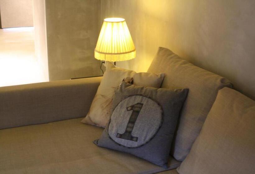 シティビュー１ベッドルームアパート, N1 Hostel Apartments And Suites