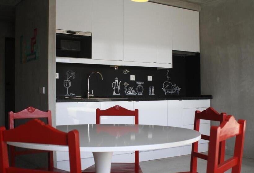 １ベッドルームアパートメント, N1 Hostel Apartments And Suites