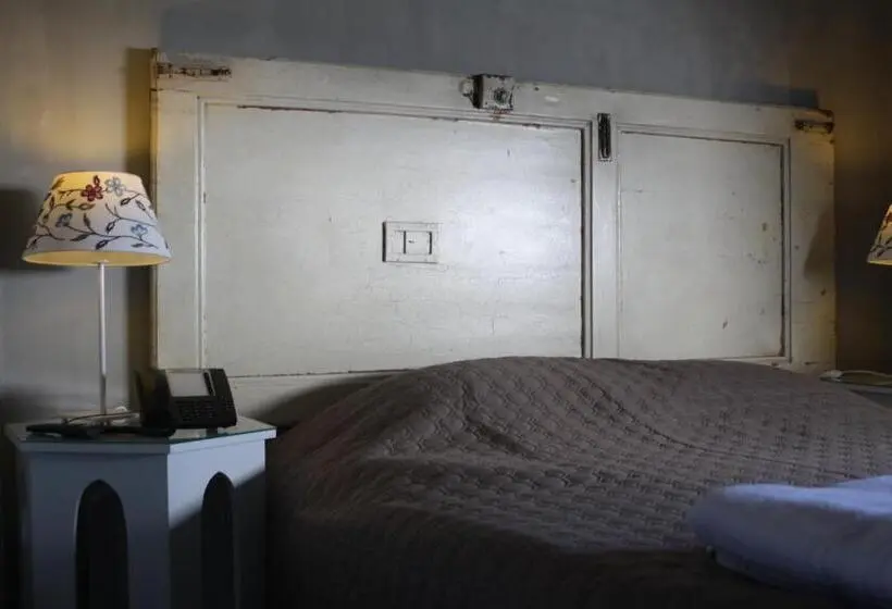 スイート, N1 Hostel Apartments And Suites