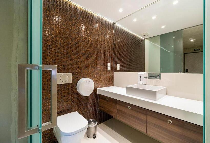 バスルーム共有のトリプルスタンダード, N1 Hostel Apartments And Suites