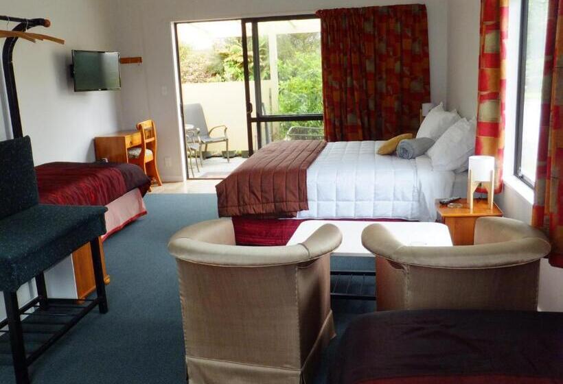 חדר סטנדרט לארבעה, Ropatinis Bed & Breakfast