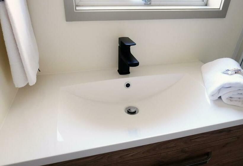 חדר משפחתי, Tairua Shores Motel