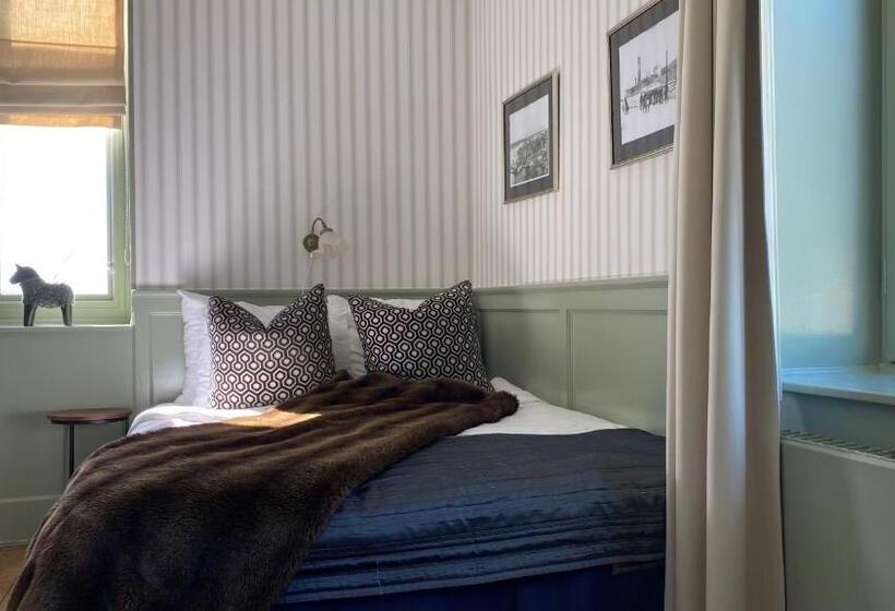 带海景的标准房, Waxholms Hotell