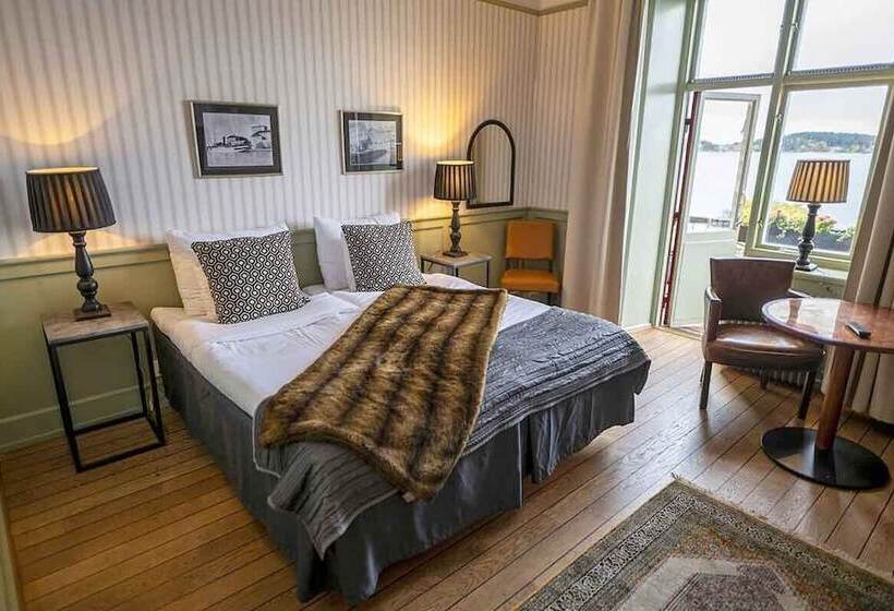 海景标准间带阳台, Waxholms Hotell