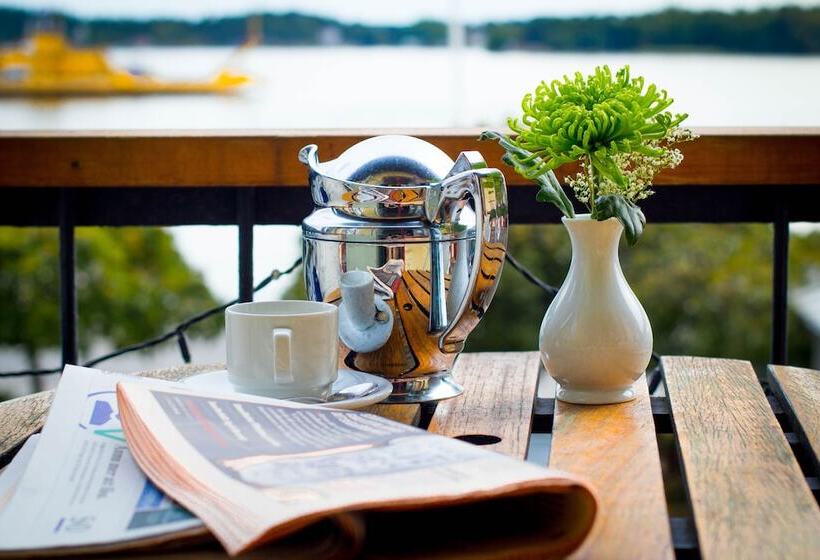 海景标准间带阳台, Waxholms Hotell