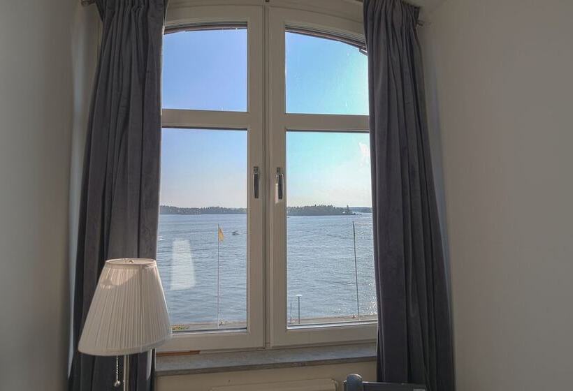 带海景的标准房, Waxholms Hotell