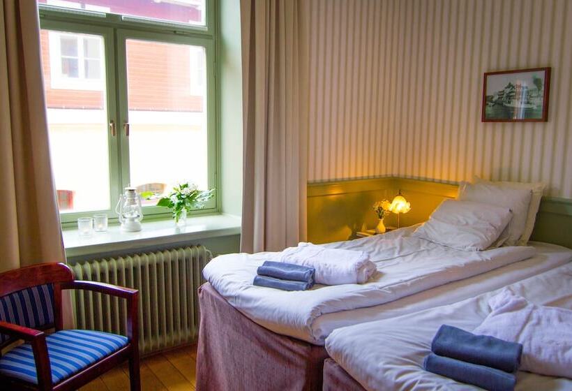 标准间, Waxholms Hotell