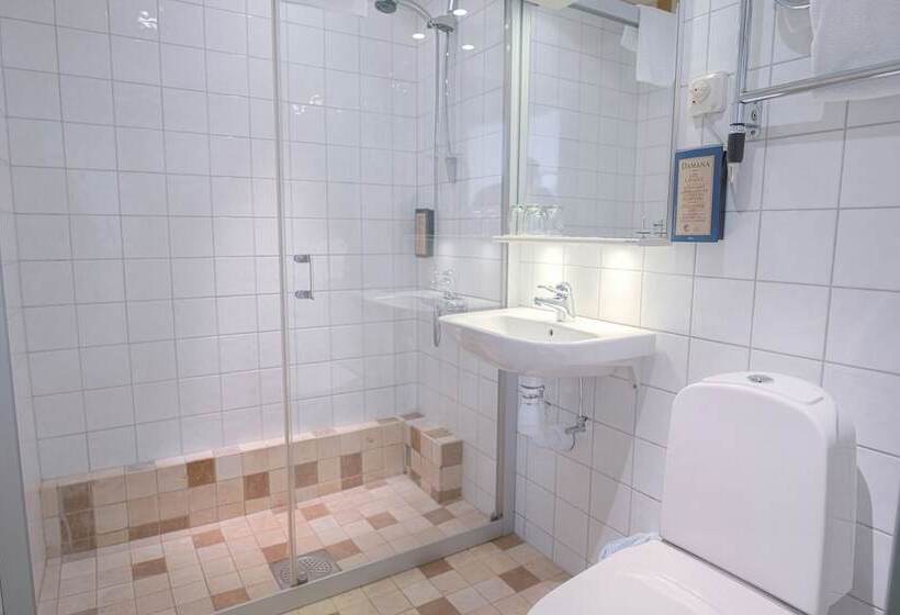 标准间, Waxholms Hotell