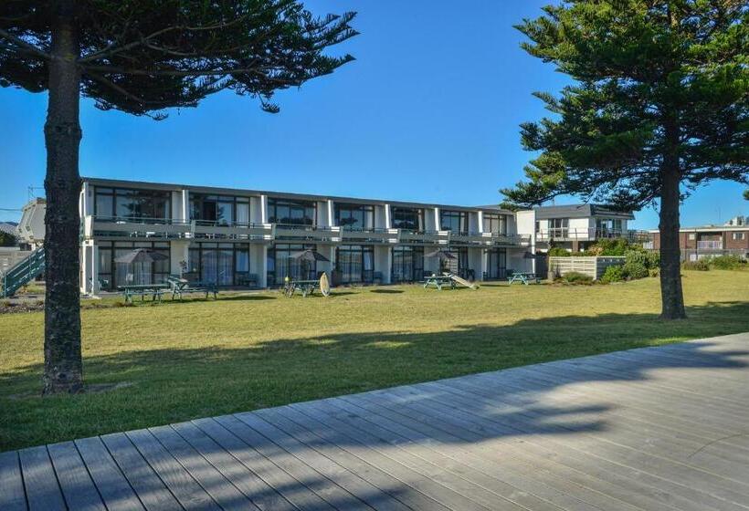 آپارتمان 1 خوابه با بالکن, Whispering Sands Beachfront Motel