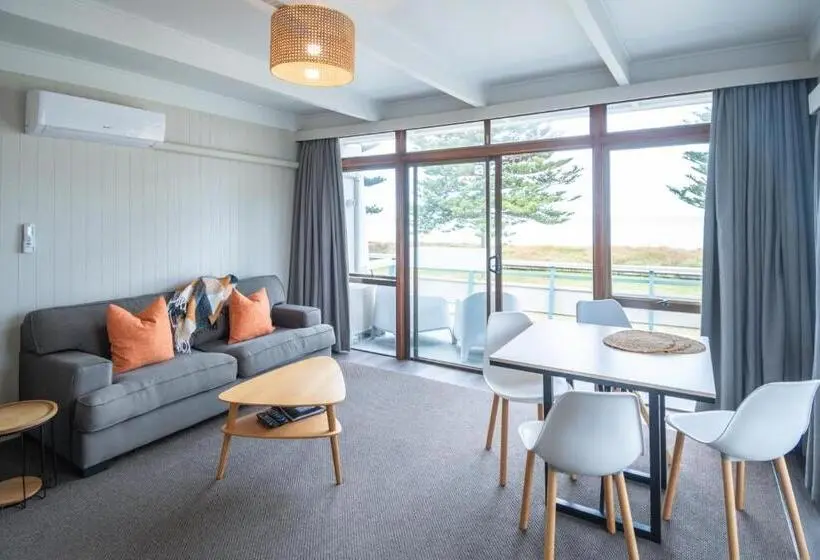2ベッドルームアパートメント, Whispering Sands Beachfront Motel