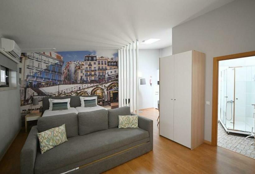 استودیوی استاندارد, Famous Crows Lisbon Suites