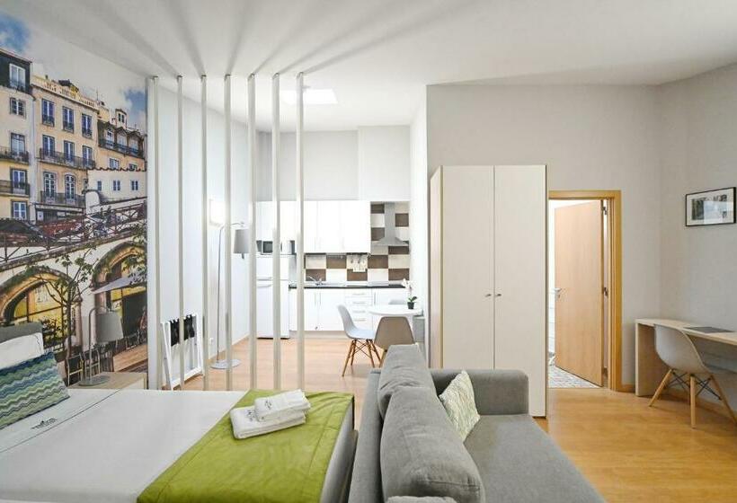 استودیوی استاندارد, Famous Crows Lisbon Suites