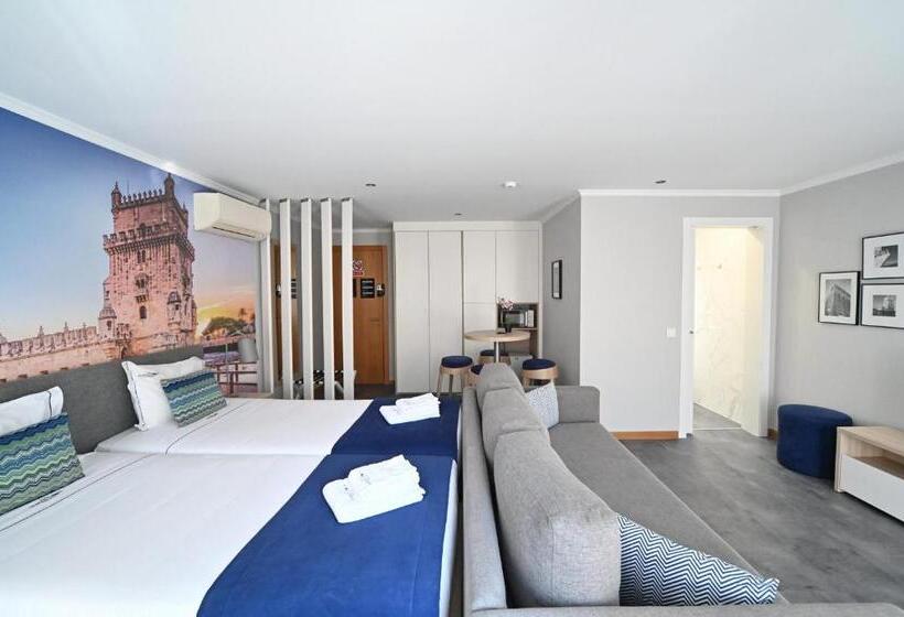 استودیو خانوادگی, Famous Crows Lisbon Suites