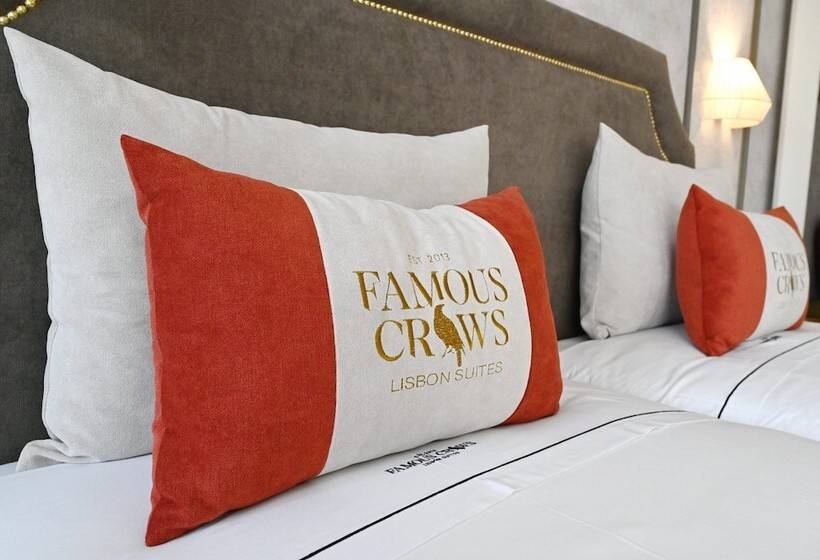 استودیو خانوادگی, Famous Crows Lisbon Suites