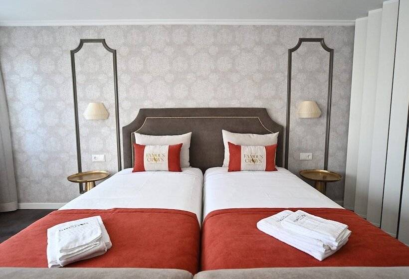 استودیو خانوادگی, Famous Crows Lisbon Suites