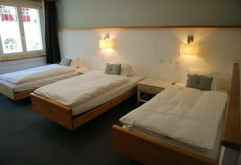 スタンダードトリプルルーム, Spenglers Inn