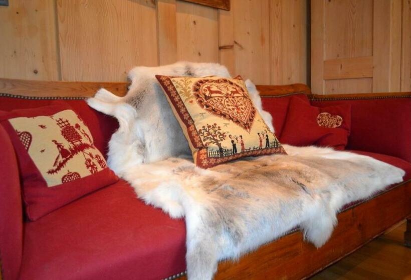 山景套房, B&b Rosaly