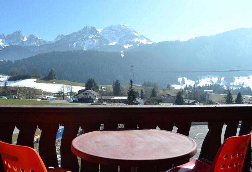 可观山景的小型套房, B&b Rosaly