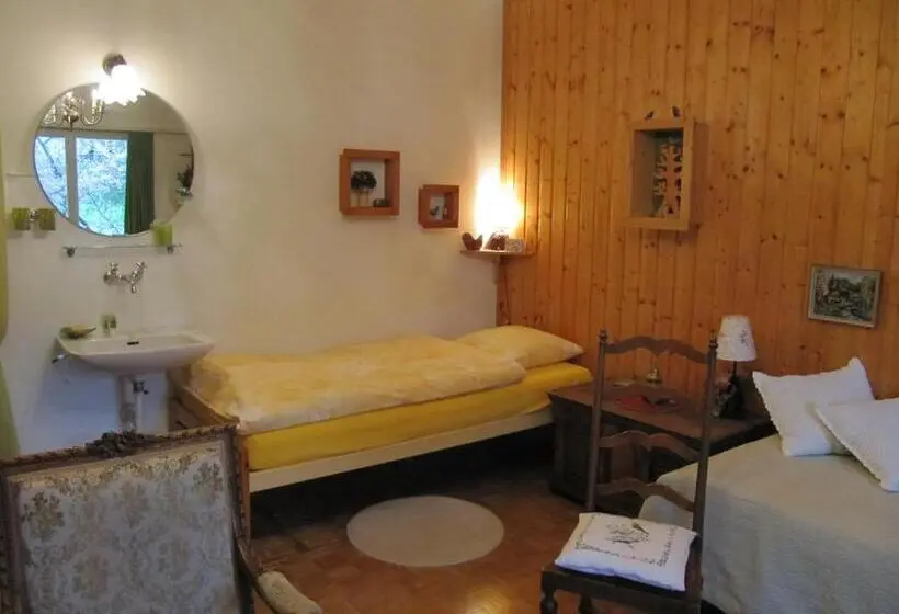 Standard room with outdoor bath, Chez Jean Et Daisy