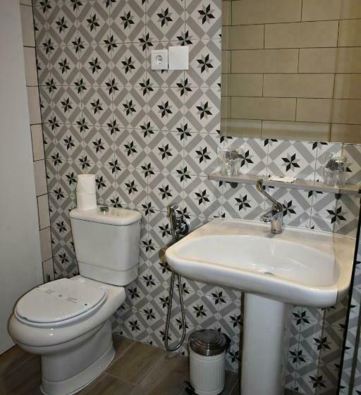 غرفة قياسية, Horta D Alva