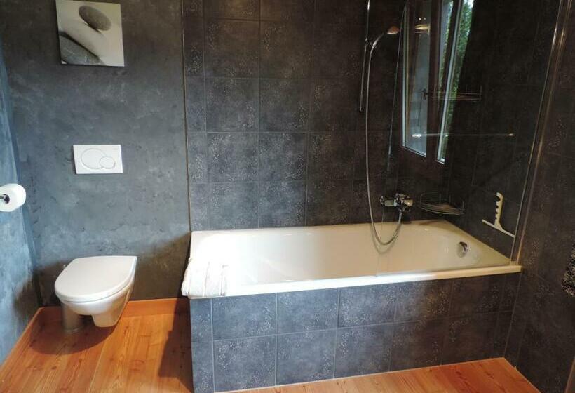 Четырехместный Номер Стандарт, La Demeure Des Elfes