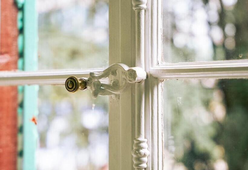 اتاق استاندارد با تخت بزرگ, Le Chalet D Ouchy