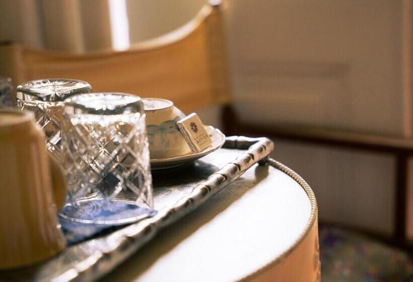 اتاق استاندارد با تخت بزرگ, Le Chalet D Ouchy