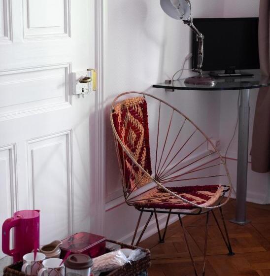 سوییت, Le Chalet D Ouchy