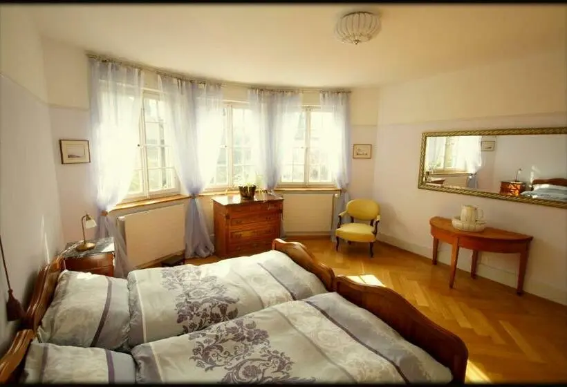 اتاق استاندارد, Bed And Breakfast Wildrose