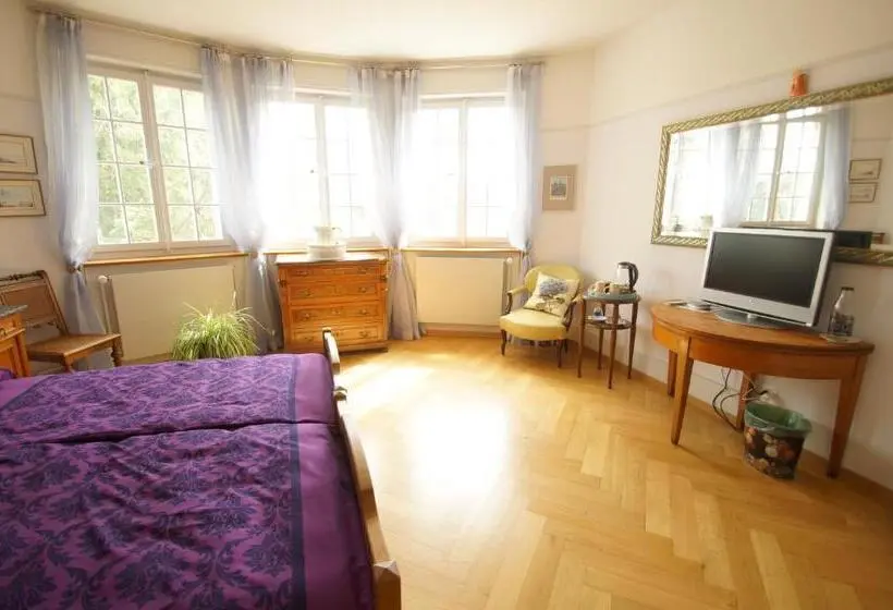 اتاق استاندارد, Bed And Breakfast Wildrose