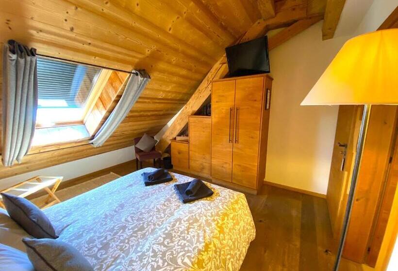 Номер Стандарт Вид на Озеро, Auberge De L Union