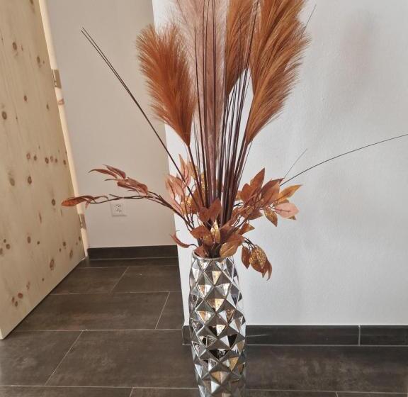 جناح دور أخير, Chasa Castello Relax & Spa