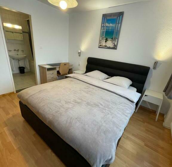 חדר סטנדרט, Escale