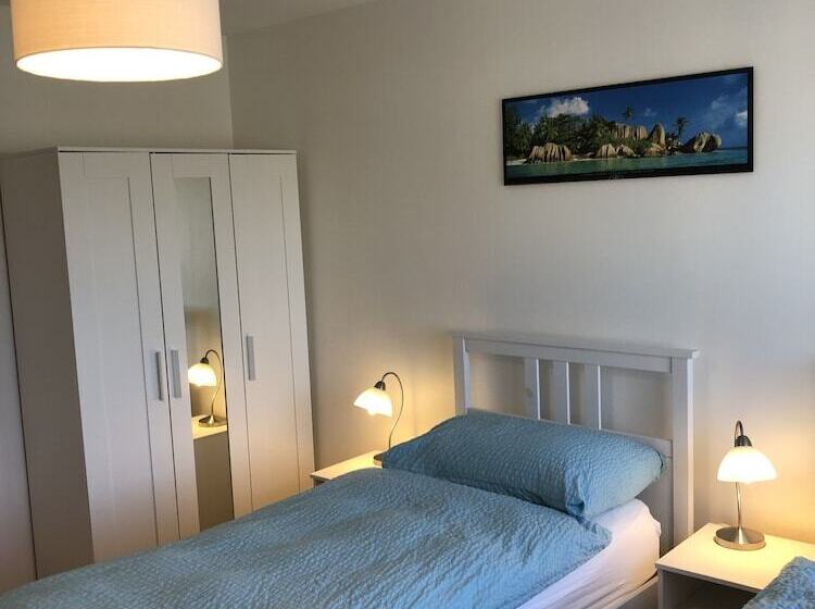 חדר סטנדרט, Escale