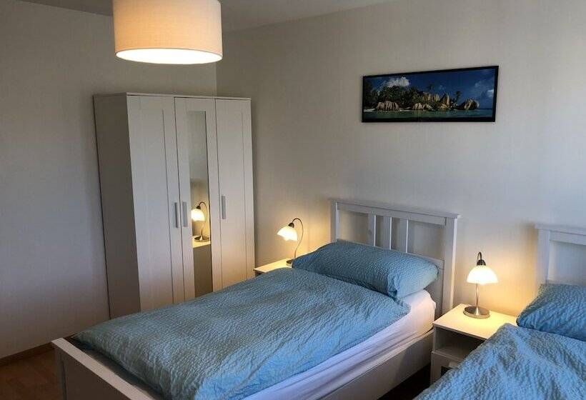 חדר סטנדרט, Escale