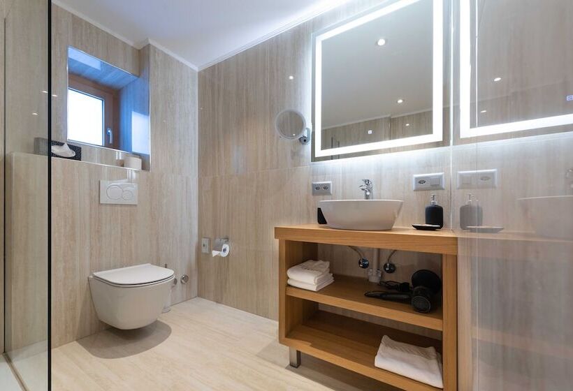 4인용 스탠다드 룸, Grischuna