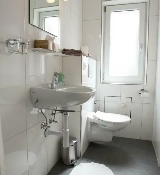 Huoneisto 2 Makuuhuonetta, Hirschen B&b