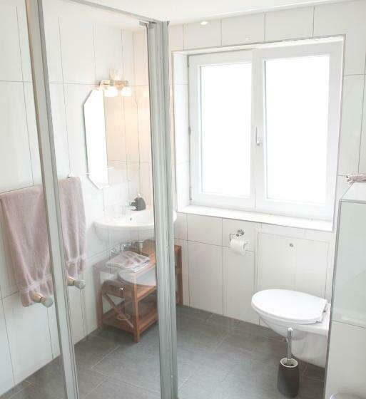 标准间, Hirschen B&b