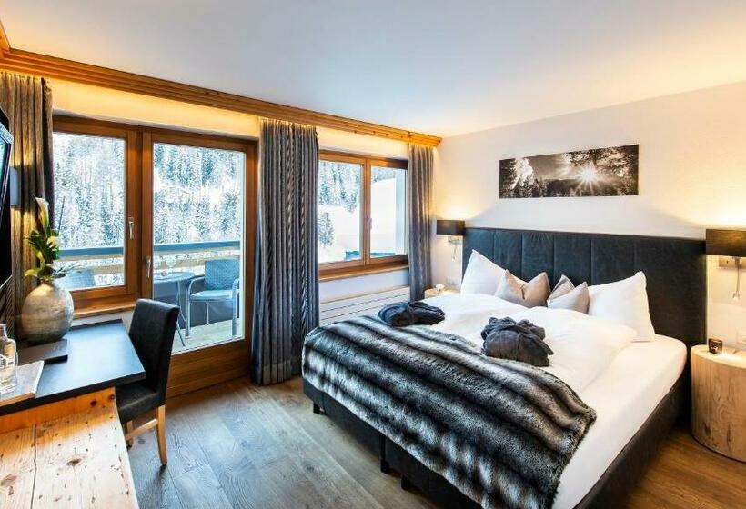 Номер Deluxe Вид на Горы, Laret Private Boutique Hotel   Adults Only
