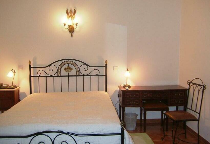 غرفة قياسية, O Viajante Low Cost