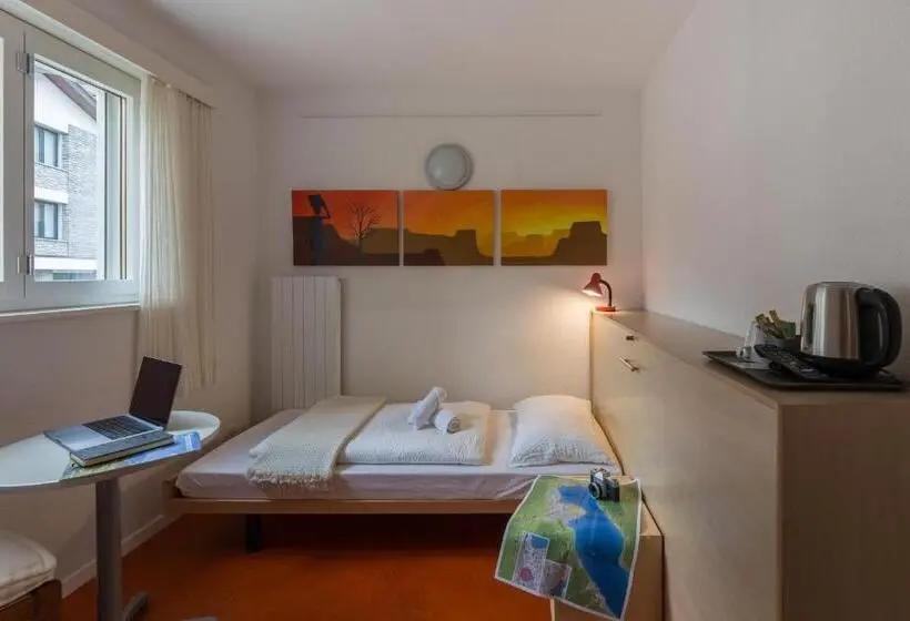Standard Yhden Hengen Huone, Pizzo Vogorno