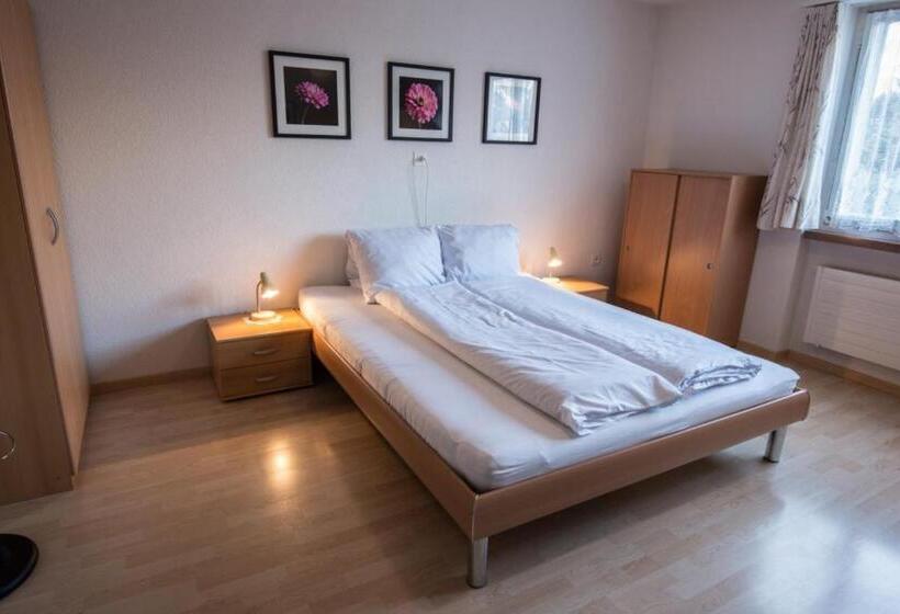 5人标间, Restaurant Bergheim