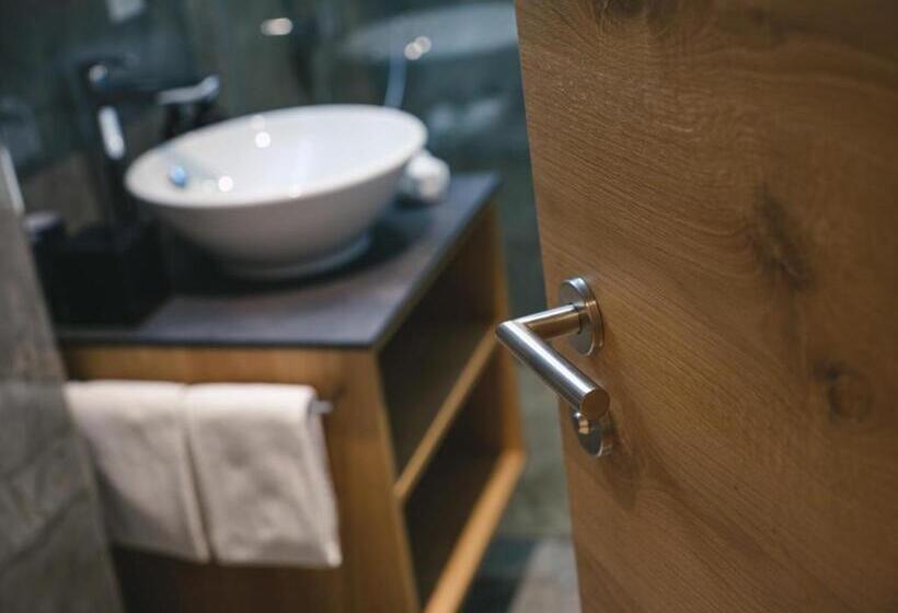 バルコニー付きデラックスルーム, Tannenhof