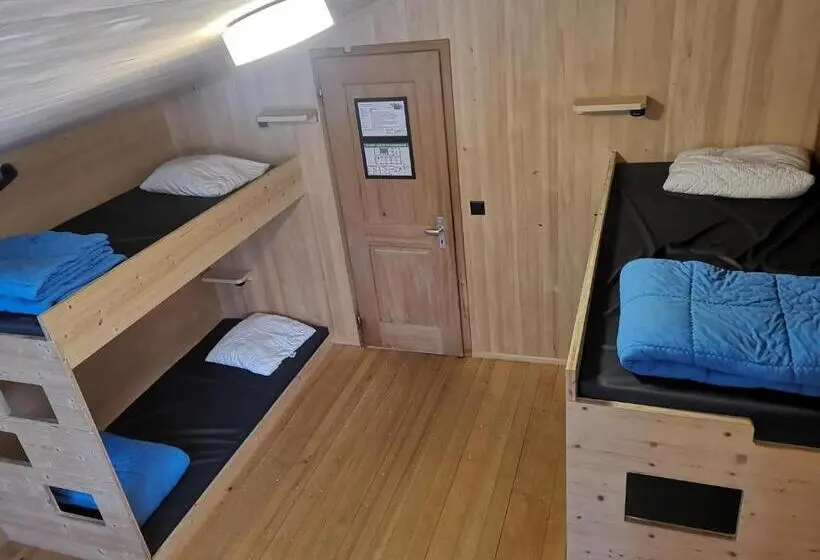 浴室共有スタンダード４人用ルーム, Naturfreunde Hostel Grindelwald