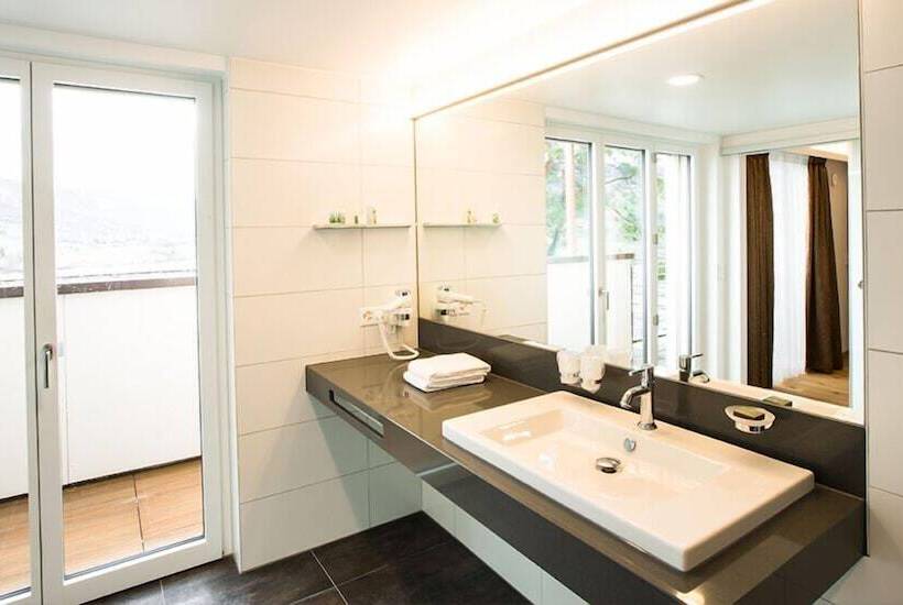 Standard Værelse Søudsigt, Romantik Hotel Le Vignier