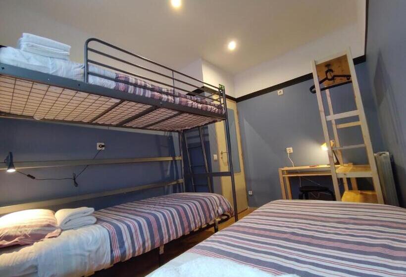 이코노미 패밀리 스위트, Sardines And Friends Hostel 04