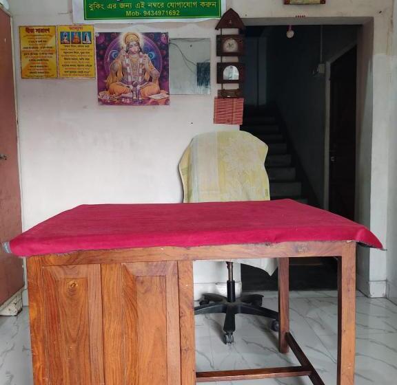 トリプルクラシックルーム, Spot On Yuboraaj Lodge